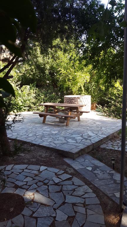 Stelios Rooms Palaiochora Exterior photo