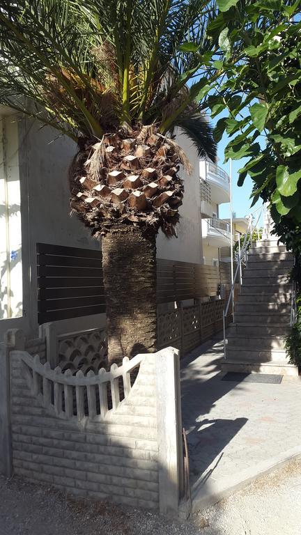 Stelios Rooms Palaiochora Exterior photo