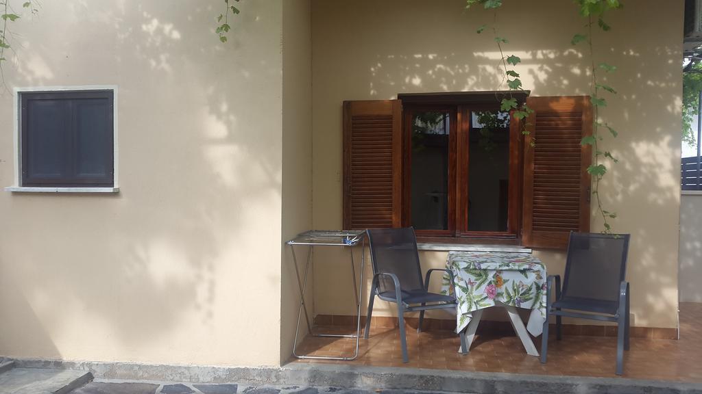 Stelios Rooms Palaiochora Exterior photo