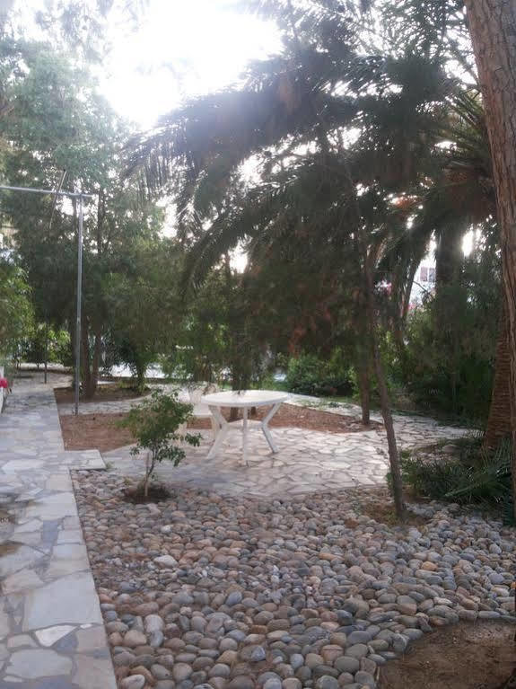Stelios Rooms Palaiochora Exterior photo